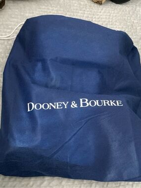 NWT Dooney & Bourke glacier blue crossbody bag